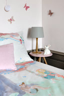 chambre enfant fille lit parure de coton motif fée princesse