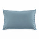 Taie d'oreiller rectangulaire en satin de coton bleu du lac | Julie Lavarière