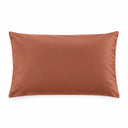 Taie d'oreiller rectangulaire en satin de coton terracotta chic, en précommande | Julie Lavarière